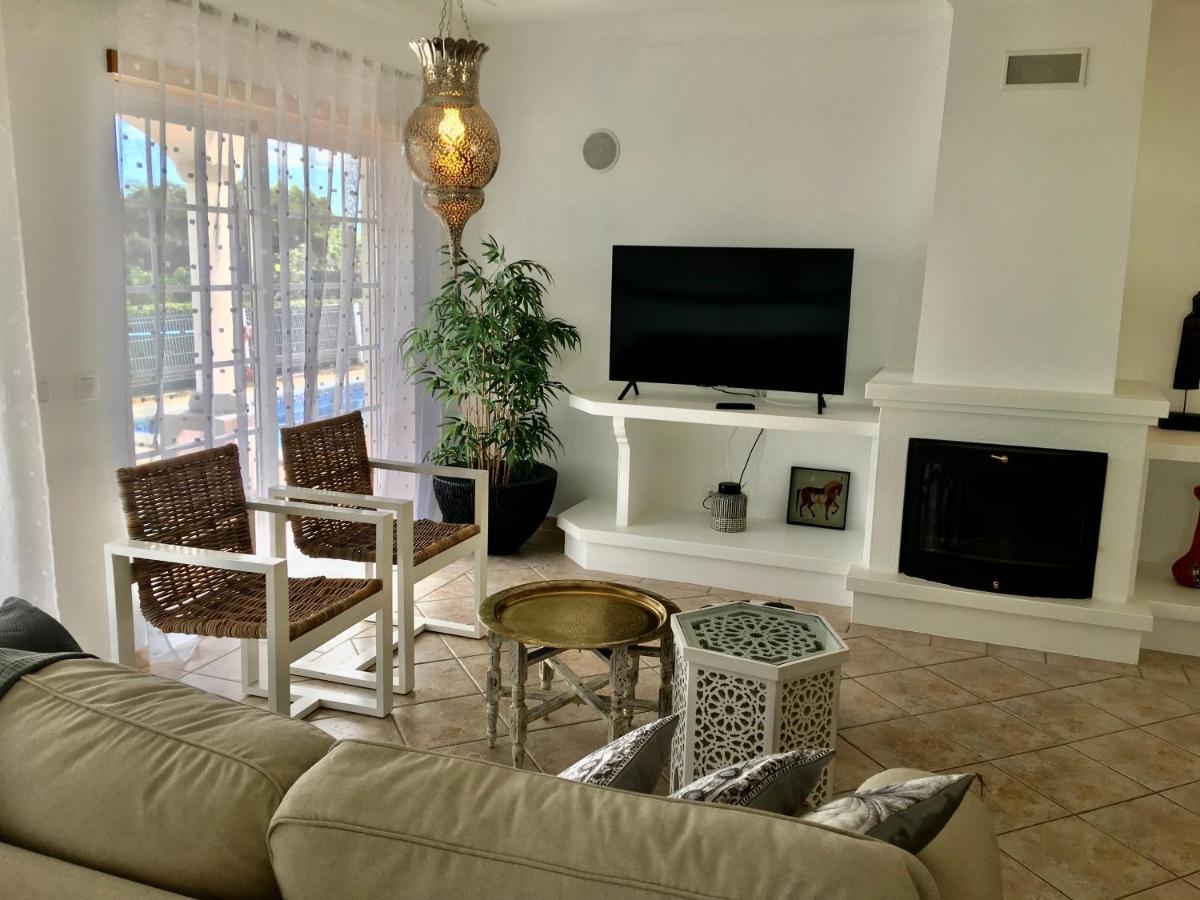 Villa Med - Private Pool, Garden, Sun All Day, Stunning Views Αλμπουφέιρα Εξωτερικό φωτογραφία